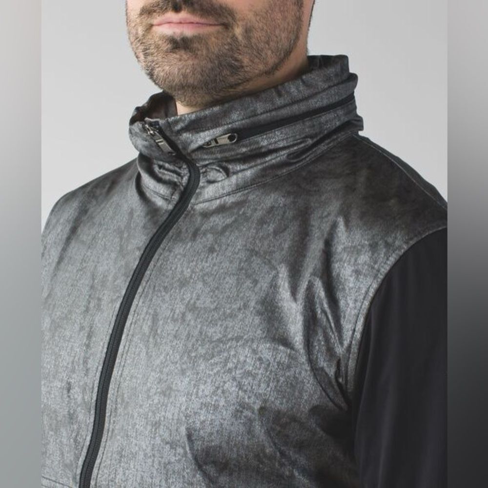 Lululemon Specular Reflective Jacket - Picture 11 of 16